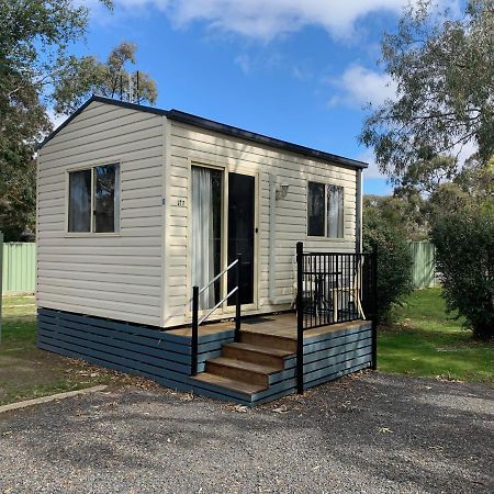 Horsham Riverside Caravan Park Hotel Exterior photo